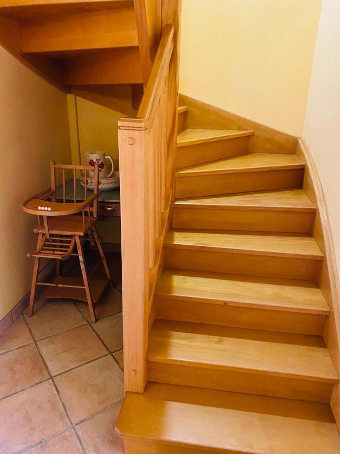 Gite Elevage De La Terrasserie Escoutoux Екстериор снимка